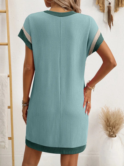 Round Neck Short Sleeve Mini Dress