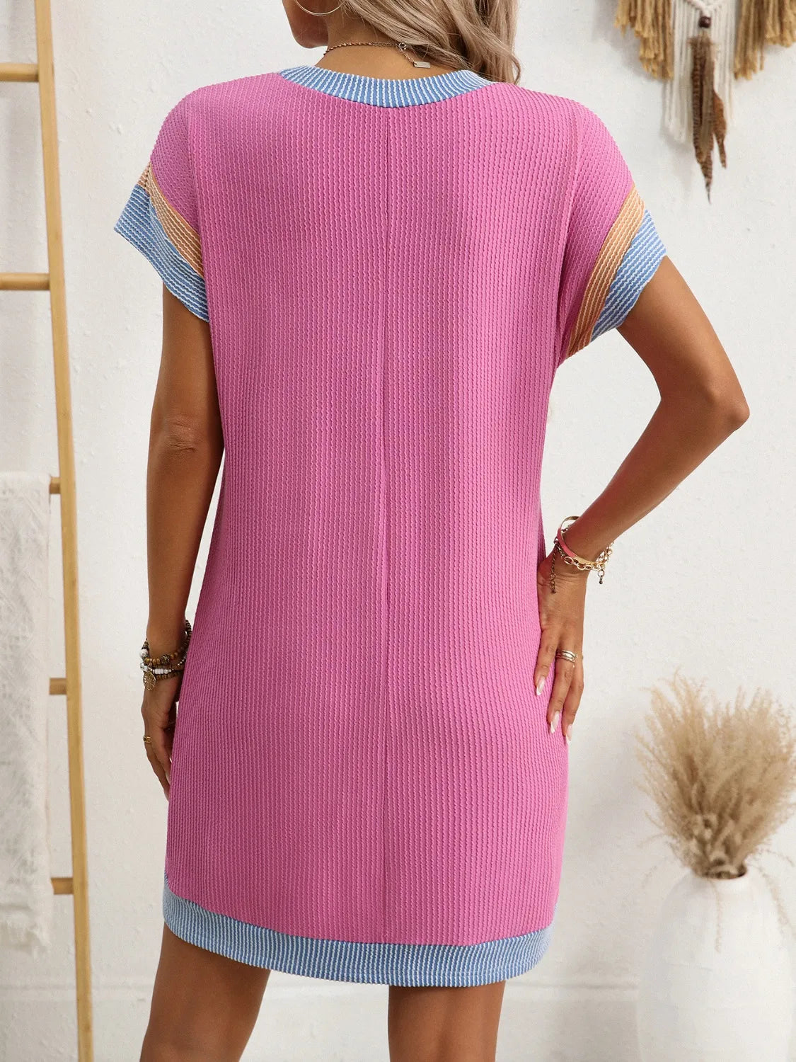 Round Neck Short Sleeve Mini Dress